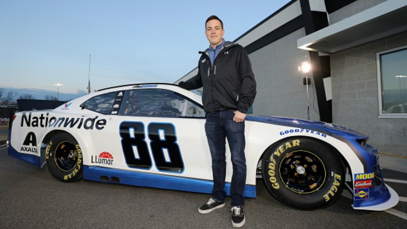 Alex Bowman Unveils 2019 NASCAR Nationwide Chevrolet Paint Scheme