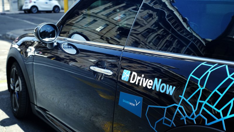 BMW and Daimler Announce $1.1B Partnership to Focus on 5 Mobility Ventures