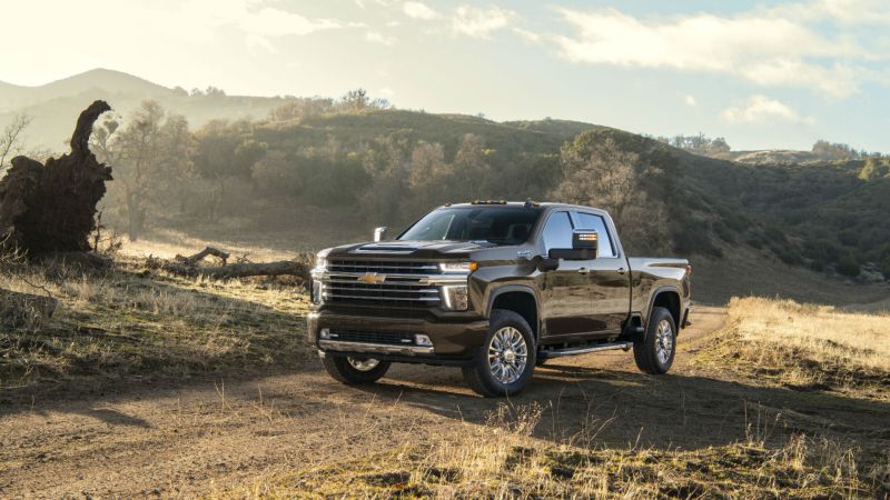 Big 2024 Chevy Silverado HD Refresh Adds New Interior, New Face, and ZR2 Trim