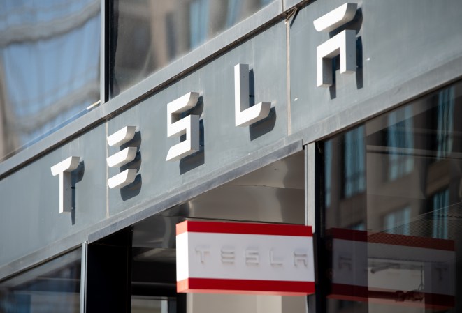 Tesla “Streamlines” Board of Directors