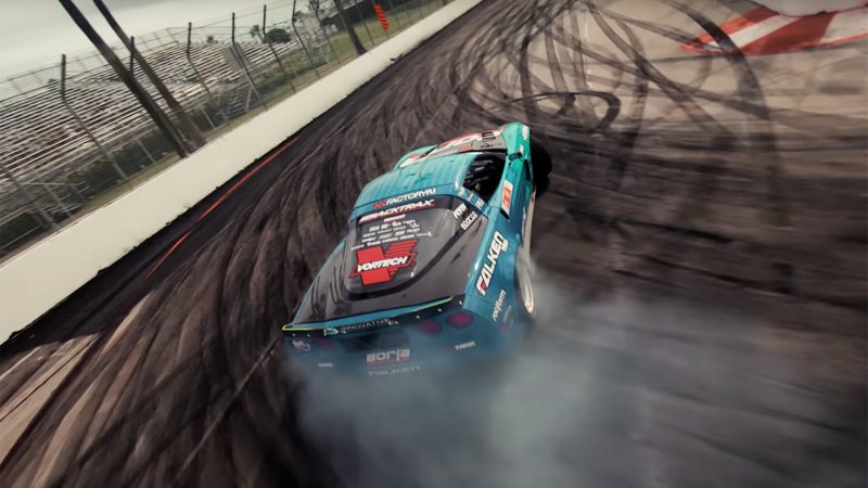 Incredible Formula Drift 4K Drone Footage Is a Glimpse at the Future of Race Broadcasts