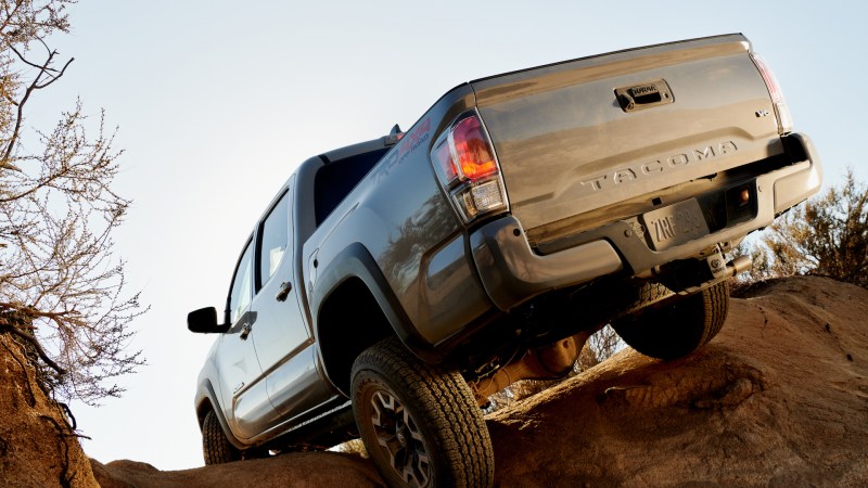 Thieves Are Stealing Toyota Tacoma Pickup Truck Tailgates Like Mad in Hawaii