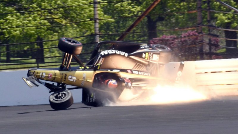 Indianapolis 500: Pigot Fastest in Saturday Qualifying as Hinchcliffe Violently Crashes Out