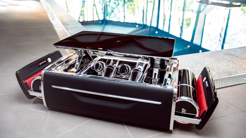 Rolls-Royce Debuts $47,000 Portable Champagne Cooler Just in Time for Summer