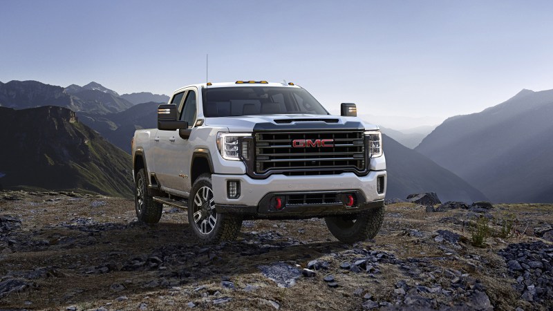 Big 2024 Chevy Silverado HD Refresh Adds New Interior, New Face, and ZR2 Trim