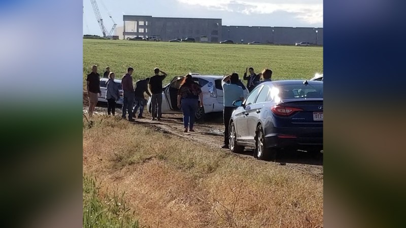 100 Cars Stuck on Muddy Colorado Road Thanks to Disastrous Google Maps Detour