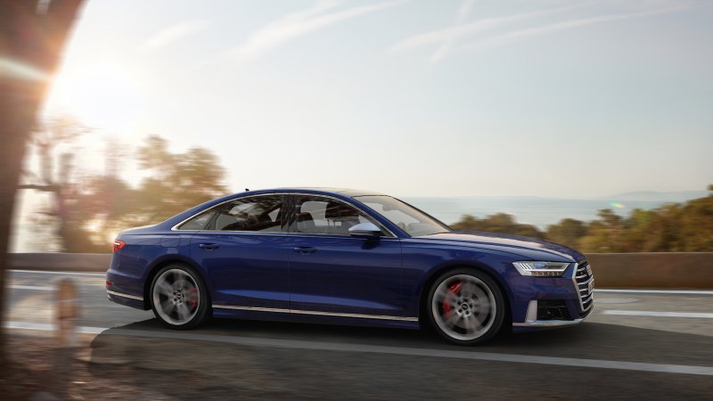 Hybrid 2020 Audi S8 Revealed With 563-Horsepower V8 and Four-Wheel Steering