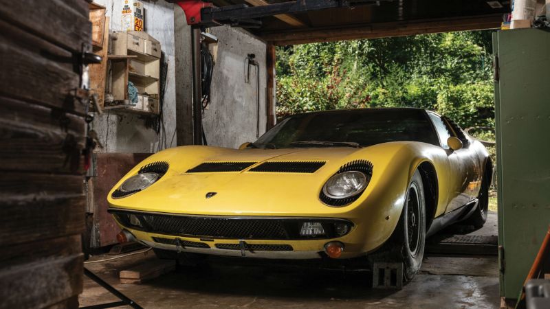 Never-Restored 1969 Lamborghini Miura P400 S Barn Find Sells for $1.6M at Auction