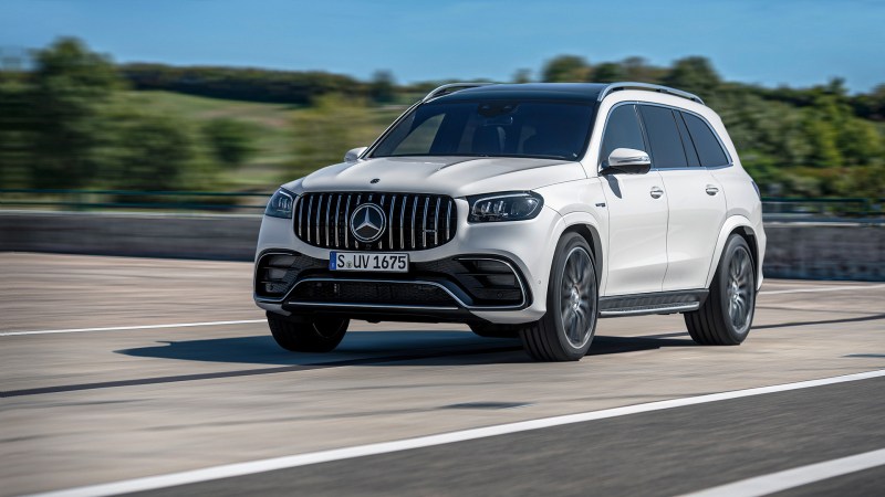 2021 Mercedes-AMG GLB 35 Is an Oddly Shaped People Mover With 302 HP, Seating for Seven