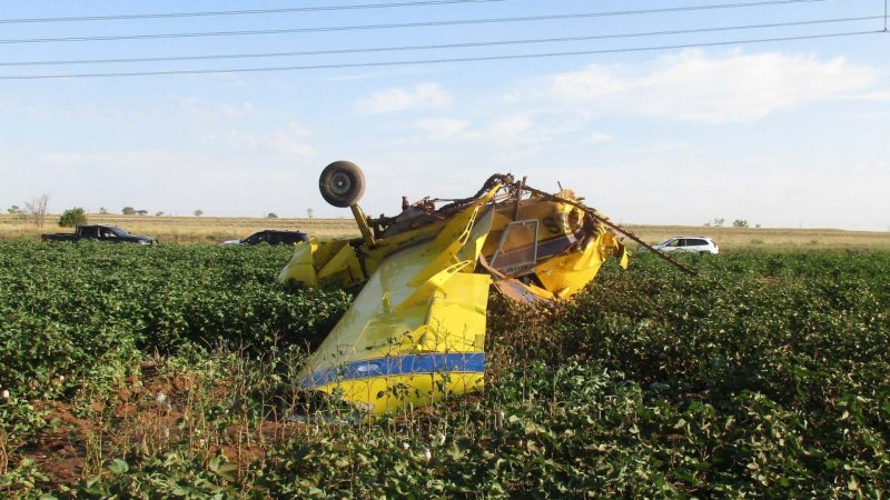 Small Airplane Crashes During Gender Reveal Stunt Gone Horribly Wrong