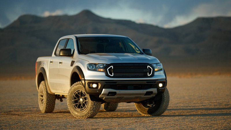 2020 Ford Ranger RTR Is a Dirt-Slinging Midsize Truck Built for Off-Road Fun