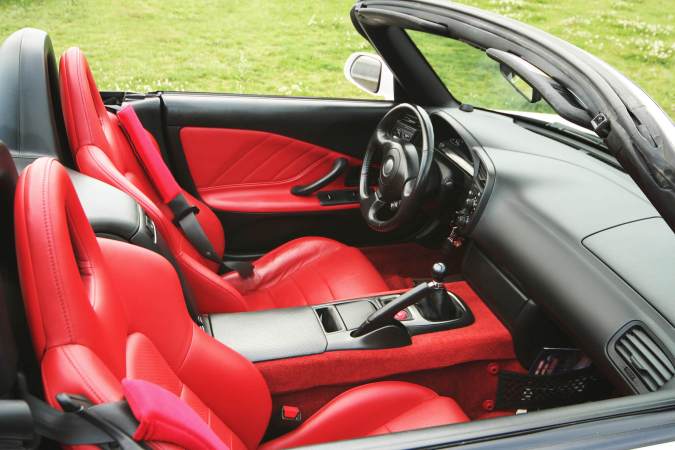 Best Racing Seats: Improve Your Safety and Comfort