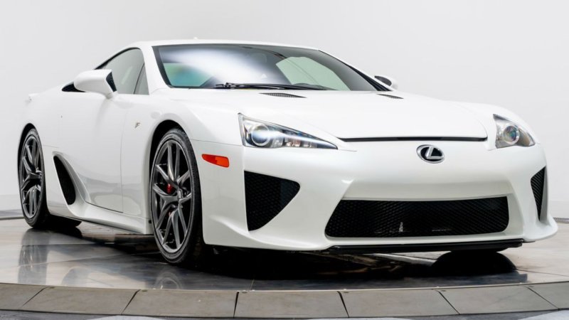 Paris Hilton’s 2012 Lexus LFA With 4,000 Miles Listed for $495,900