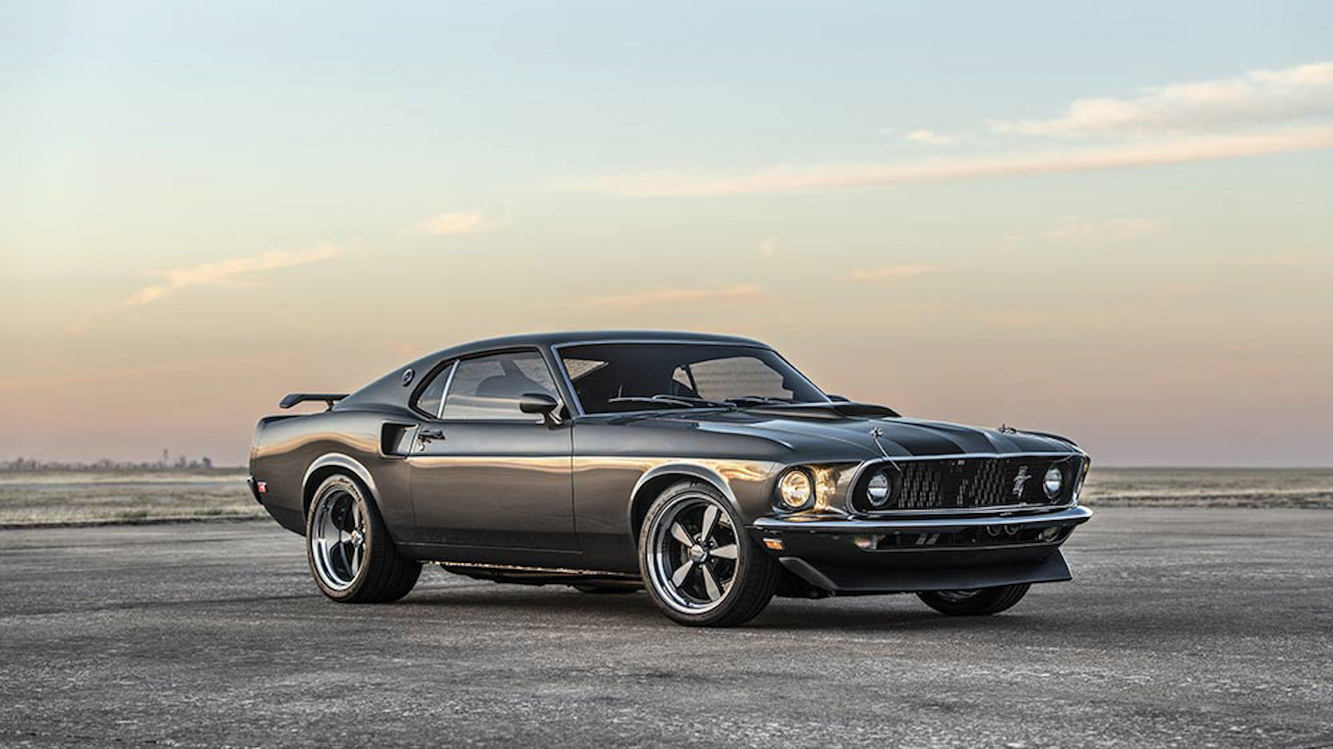 1969 Ford Mustang Mach 1 'Hitman': A 1,000-HP Restomod That Could ...