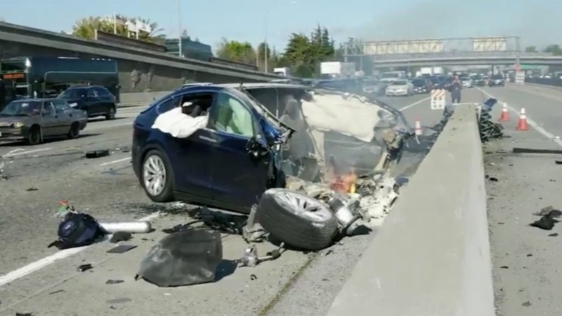 NTSB Blames Smartphone Use, Tesla’s ‘Completely Inadequate’ Tech in 2018 Model X Autopilot Crash