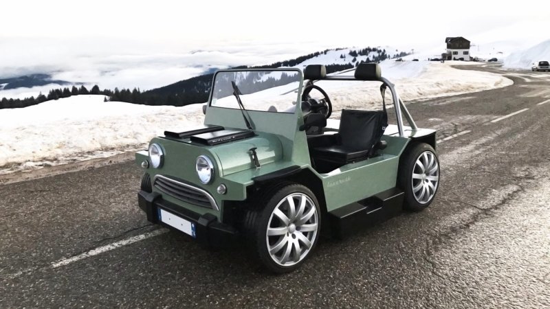 Maserati V8-Swapped Mini Moke Has 454 HP and Weighs 1,874 Pounds