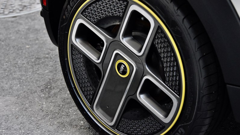 Mini Changes ‘Corona Spoke’ Wheel Name Because, Well, You Know