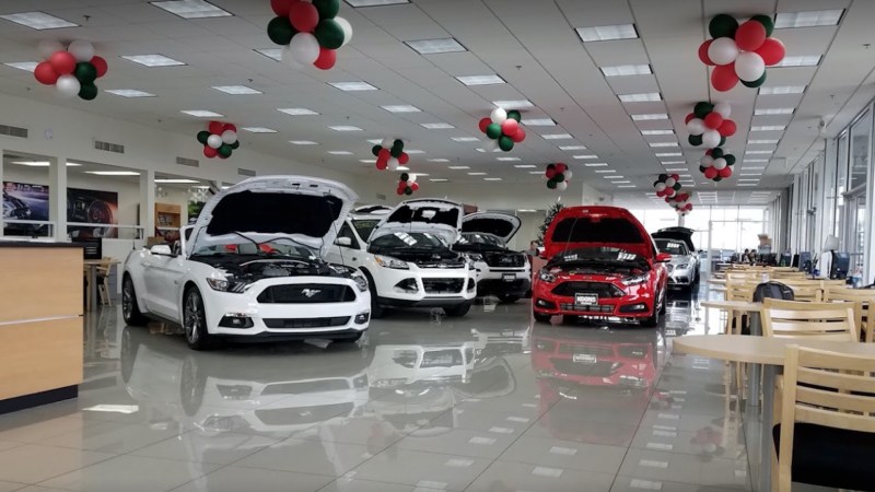 Car Dealership Chains Are Making a Killing This Summer