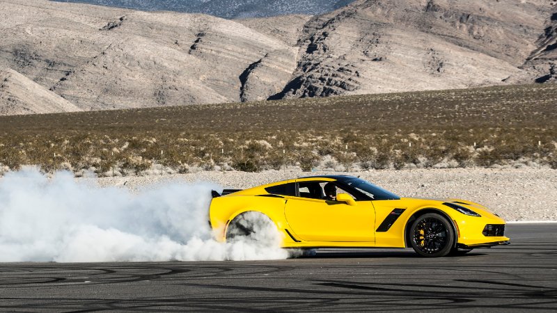 Struggling Hertz Rental Is Selling a Fleet of Cheap 650-HP Chevy Corvette Z06s