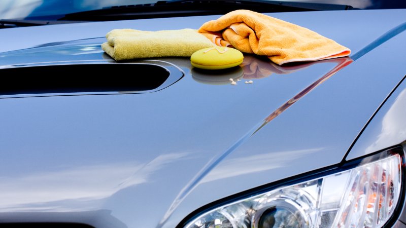 Here’s How To Polish a Car Like a Pro