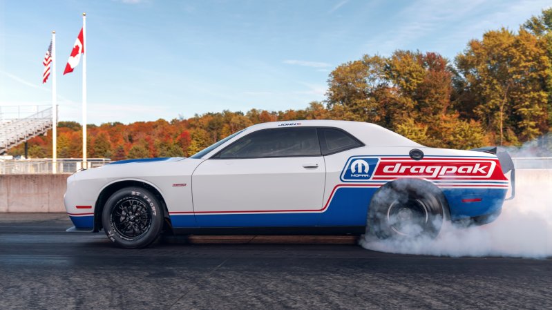 The 2021 Dodge Challenger Mopar Drag Pak Is a $143K Supercharged V8 Turnkey Track Monster