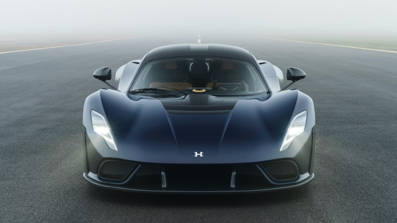 ‘Production’ Hennessey Venom F5 Has No Airbags, Claims Bugatti-Crushing 311+ MPH Top Speed Anyway