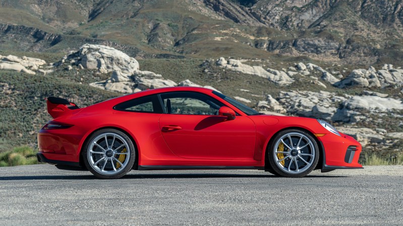 70% of Porsche 911 GT3 Buyers In the US Bought the Manual Transmission