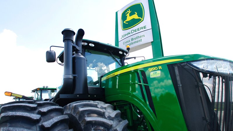 Farmers Are Having to Hack Their Own Tractors Just to Make Repairs