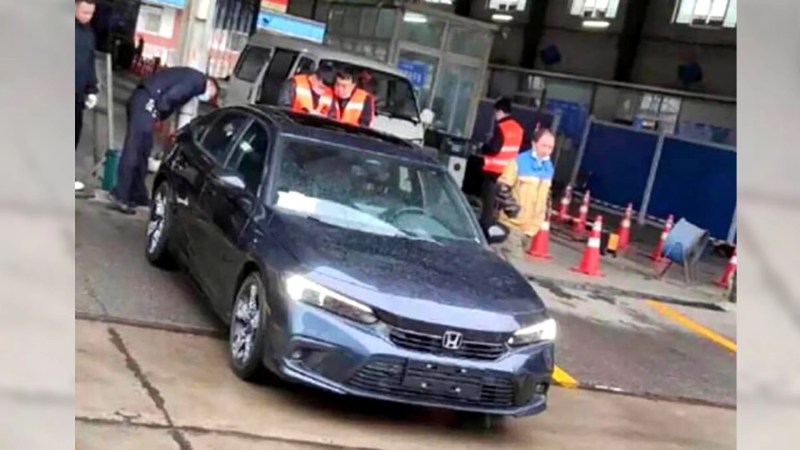 Acura Integra Type S Spotted With Honda Civic Type R-Style Exhausts