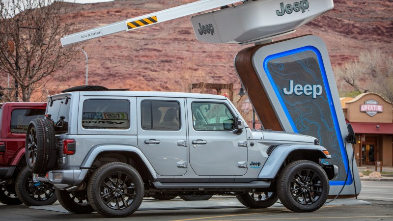Jeep Developing Ultra-Compact, Possibly Electric Suzuki Jimny Rival for 2022: Report