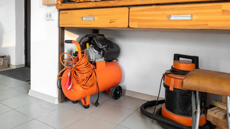 Best Air Compressors For Home Garages (Review & Buying Guide) in 2024