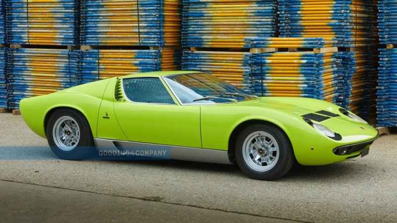 Flamboyant 1968 Lamborghini Miura P400 S Expected to Fetch $1.1 Million at Auction