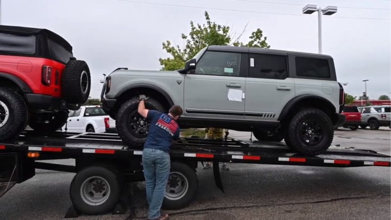 Ford Broncos Are Showing Up at Buyers’ Doors