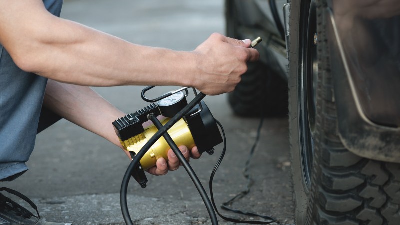 How a Portable Tire Inflator Works