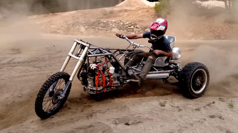 Rotary-Powered Drift Trike Braps In The Dirt