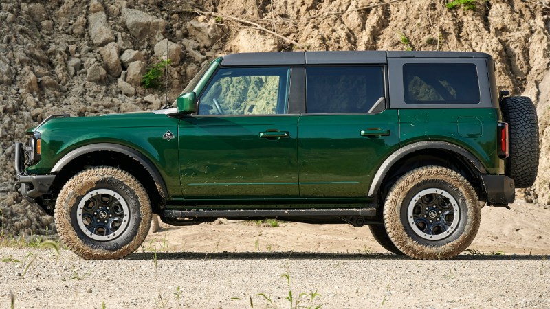 Upscale Ford Bronco Could Ditch the Removable Roof to Fight Land Rover: Report