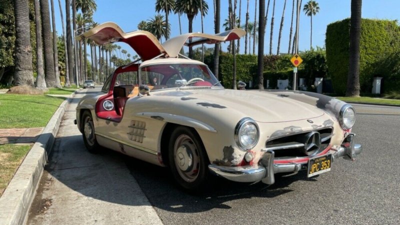 Buy This $1.4M Beater Mercedes 300SL Gullwing and Leave That Crappy Paint Alone