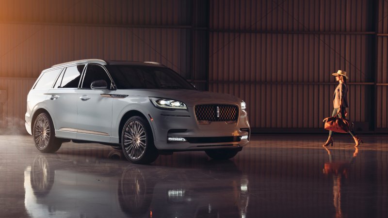 Lincoln Aviator Shinola Concept Is Detroit Luxury Writ Large