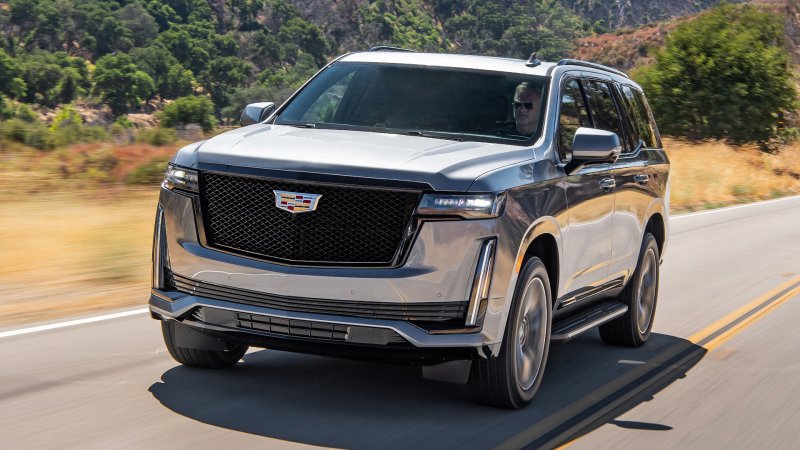 2022 Cadillac Escalade Loses Super Cruise Due to Chip Shortage