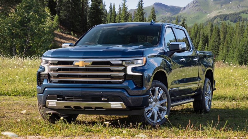 Huge 2022 Chevy Silverado Update Brings New Interior, ZR2 Trim and Super Cruise