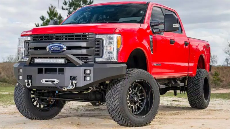 Take Advantage Of Big Discounts On Truck Accessories During RealTruck’s Summer Sales Event