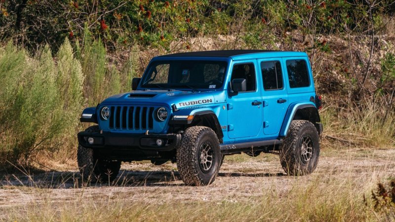 Jeep Wrangler Depreciates the Least, Nissan Leaf the Most: Study