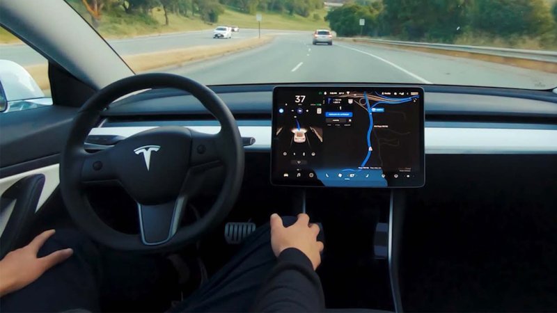 Tesla Recalls 54,000 Cars With FSD Beta for Rolling Through Stop Signs