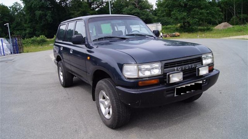 80 Series Toyota Land Cruisers Had a Super-Base ‘Poverty Pack’ Trim