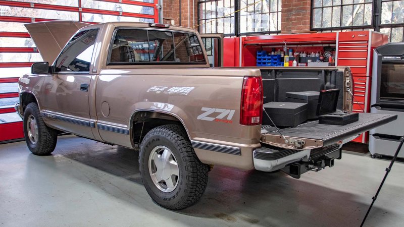 Pristine 1997 Chevy Single-Cab Pickup Will Hide an Absurd $35K Alpine Sound System