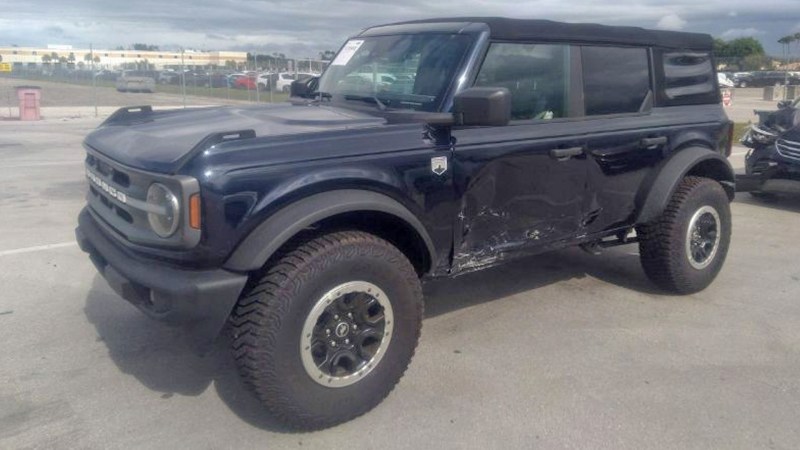 The Salvage Ford Bronco Auctions Are Here if You’re Sick of Dealer Markups