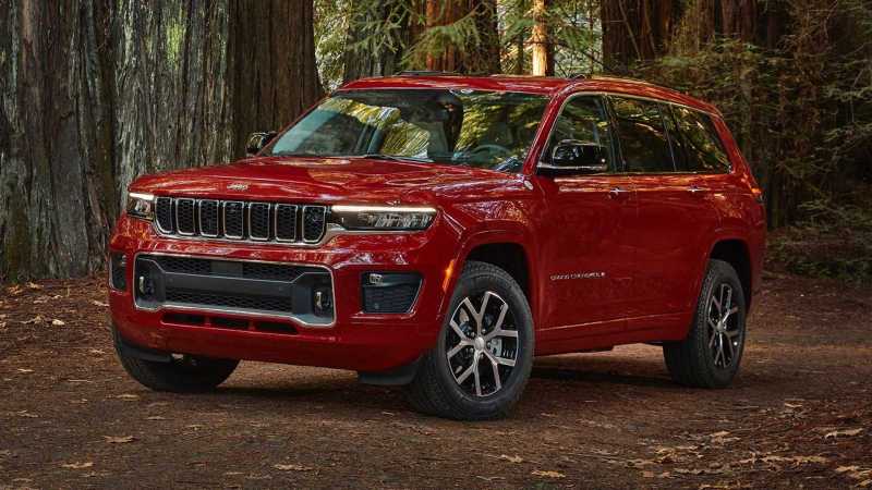 2022 Jeep Grand Cherokee Hit With Stop-Sale After Owners Stranded by Faulty Electronics