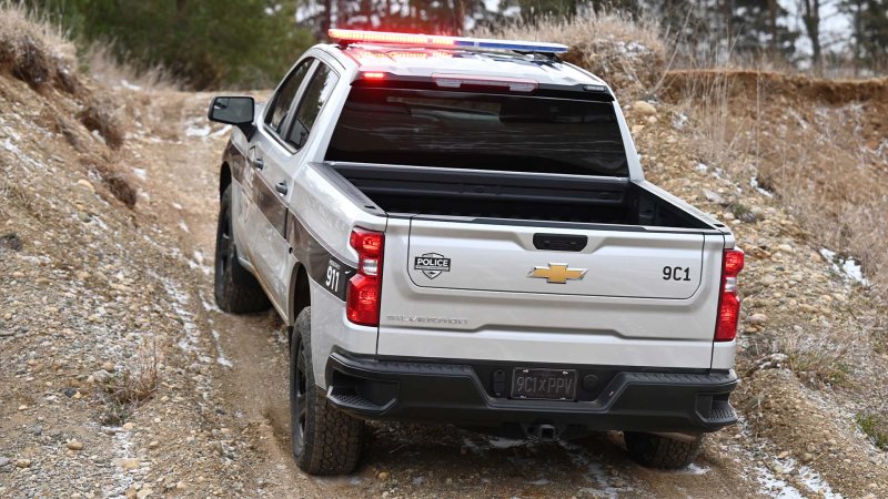 Cop-Spec 2023 Chevy Silverado Pursuit Is a Z71 With Six-Piston Brembo Brakes