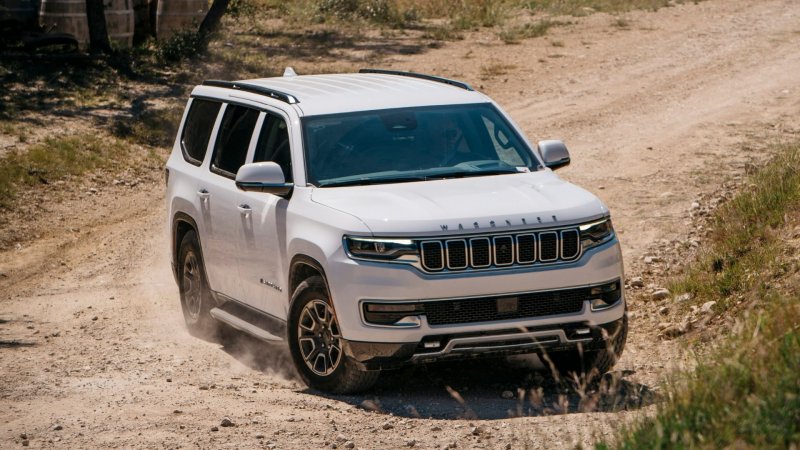 The Cheaper Jeep Wagoneer Is Outselling the Grand Wagoneer Two-to-One