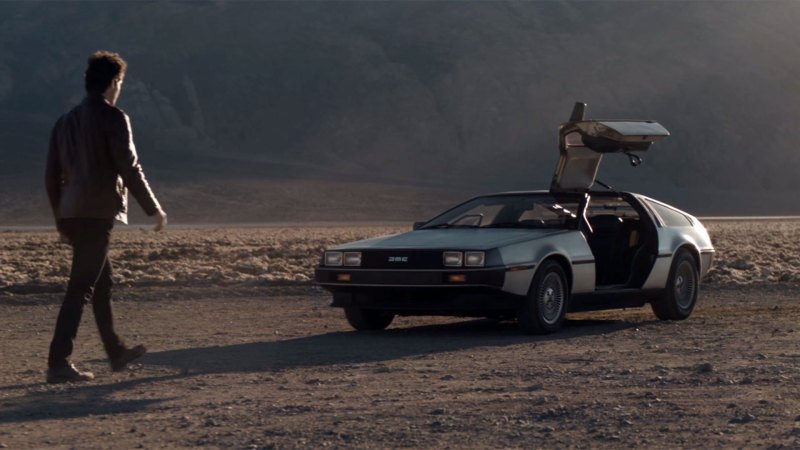 These Stanford Engineers Taught a Self-Driving DeLorean to Drift Like a Professional